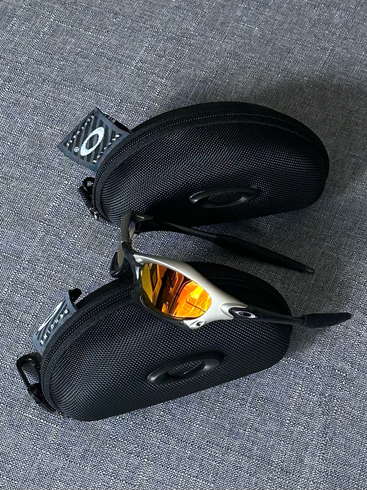 Oakley Splice Sunglasses – Metallic Silver Frame / Fire Iridium Lens | Y2K Vintage