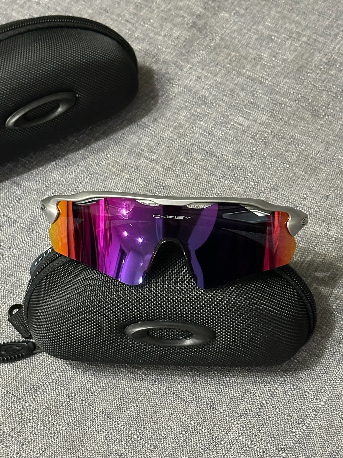 Oakley Radar EV Sunglasses – Silver Frame / Purple-Pink Iridium Lens | Y2K Sport