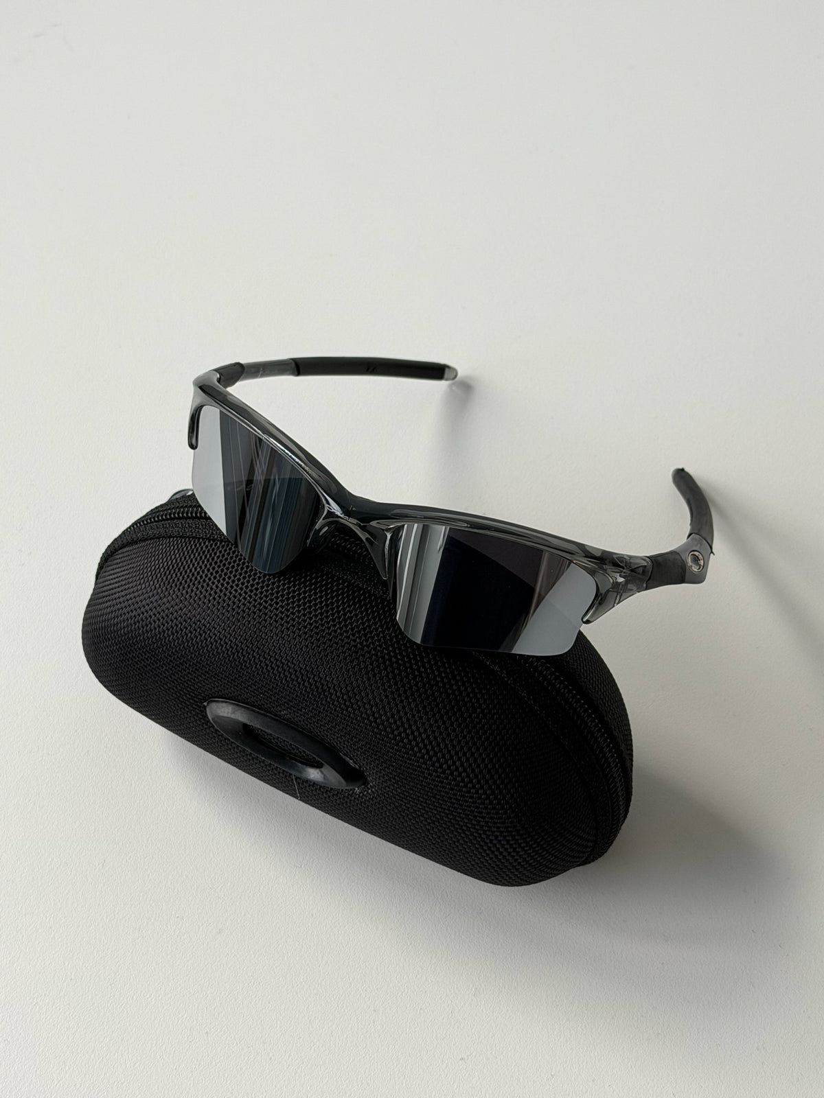 Oakley Half Jacket 1.0 Sunglasses – Smoke Transparent Frame / Silver Mirror Lens | Y2K Vintage
