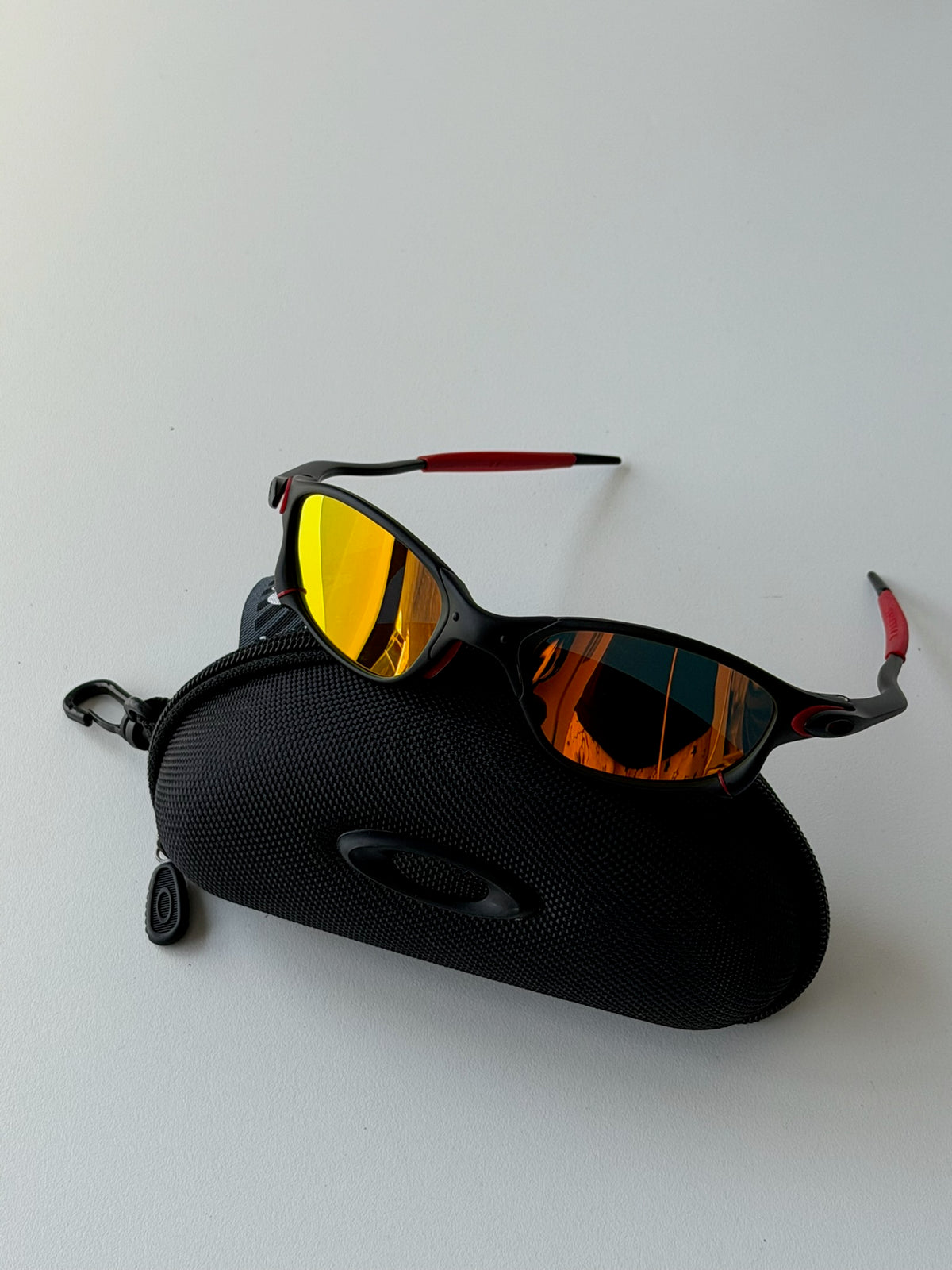 Oakley Juliet 2.0 Sunglasses – Matte Black Frame / Fire Iridium Lens | Y2K Vintage